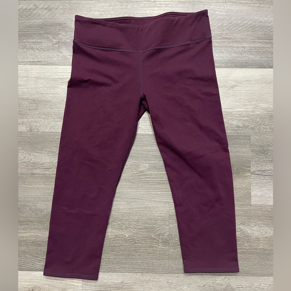 Fabletics Deep Burgundy Leggings women’s size small